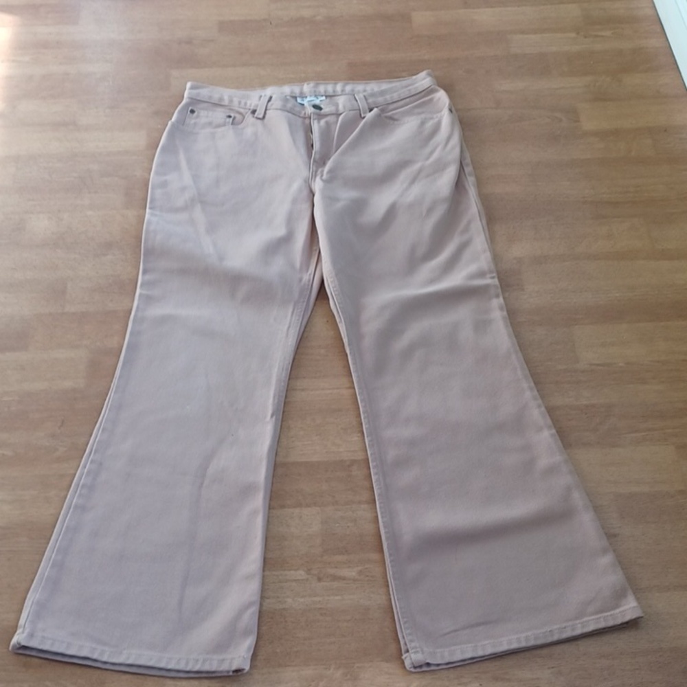 Jeanology collection size 12 P tan color flare legs